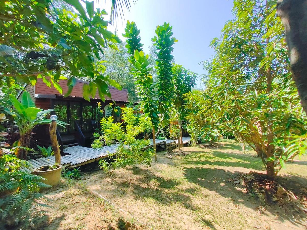 Hotel Kohmook Nurse House à Ko Muk Extérieur photo