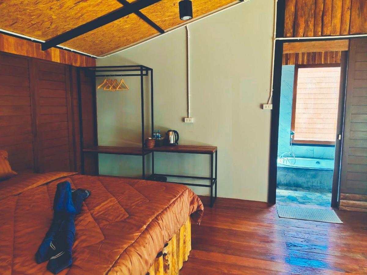 Hotel Kohmook Nurse House à Ko Muk Extérieur photo