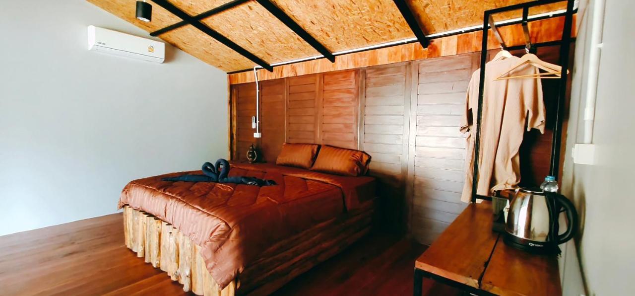 Hotel Kohmook Nurse House à Ko Muk Extérieur photo